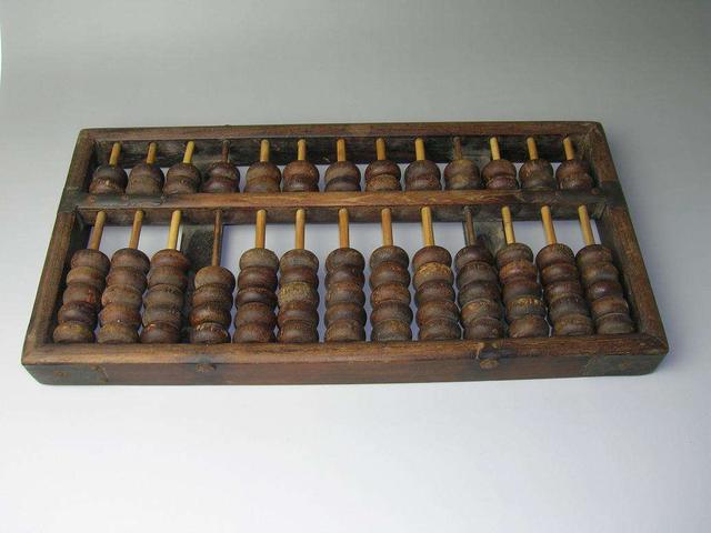鐵算算盤一肖中特免費(fèi)資料，揭秘彩票預(yù)測(cè)的秘密，揭秘彩票預(yù)測(cè)秘密，鐵算算盤一肖中特免費(fèi)資料揭秘