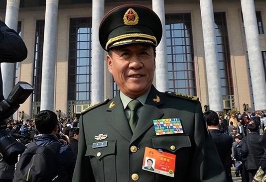 中國武警部隊司令是誰——深度解析，中國武警部隊司令深度解析，現(xiàn)任司令是誰？