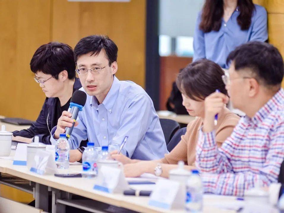 王中王一肖中持嗎？深度解析背后的故事與真相，揭秘王中王一肖背后的故事與真相，深度解析與真相探討